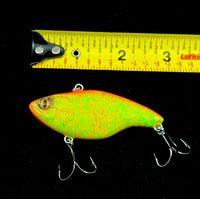 Lipless crank bait