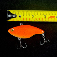 Lipless crank bait